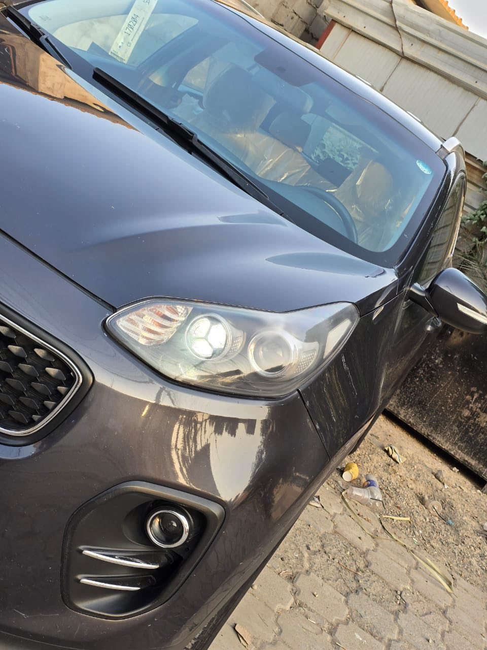 سلام عليكم سبورتج موديل 2017 سيارة خير من يم اللة 
شوفت عينك سيارة حلوة ومرتبة العنوان العبيدي شهداء  مكينة 2000  رقم ***********سيارة حيل حلوة وبلعافية على لي يشتريهة سعر 160 بيهة مجال بسيط
