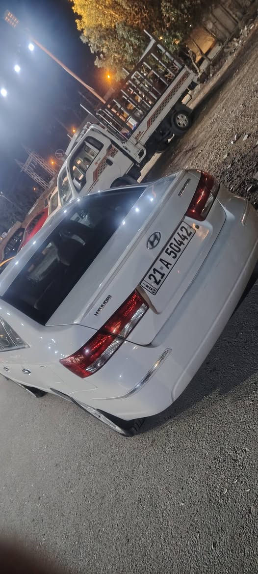 سوانته وراد خليجي سياره جديده مكينه بلاديه كير بلادي بيه نص جاملغ صبغ وقبق جنطه فقط رش 
تخم تأير جديد صدر جديد داخل بيجي مكينه 2000 
رقم سليمانيه تحويل مباشر او وكاله 
عنوان بغداد شعب 
*********** 
سعر 120
