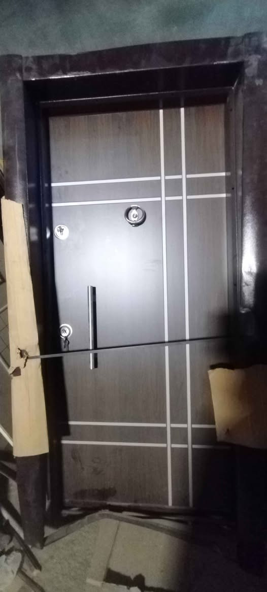 باب قاصه تركي جديد بسعر مناسب جداََ جداََ السعر 180 الف تخفيضات تصفيه مخازن للتواصل ***********
واتساب *********** كربلاء, العراق
