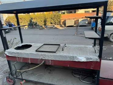 السلام عليكم عربانه لبلبي و بركر عله فحم و شوي و بيه ثنين بريمزات سعر 225و بيه مجال  البيع بكان الحسنيه الراشديه قرب مطعم لامير ***********
