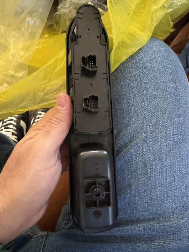 عندي كونترول مال بيجو ب10 الاف توصيل ماكو مكاني نفق الشرطة


**إذا كنت صاحب هذا الإعلان وتريد حذفه لأي سبب، رجاءا أرسل رسالة إلى الدعم الفني**