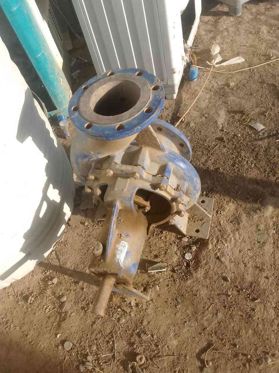 بوري مال مرشات طول 14 متر سندر 
مع خنازير يرانيات العدد 2
وحده مستعمل شهرين فقط هيت 31    8في 6
والثانيه موضحه بلصوره المكان ديالى ع أطراف الخالص 
***********
