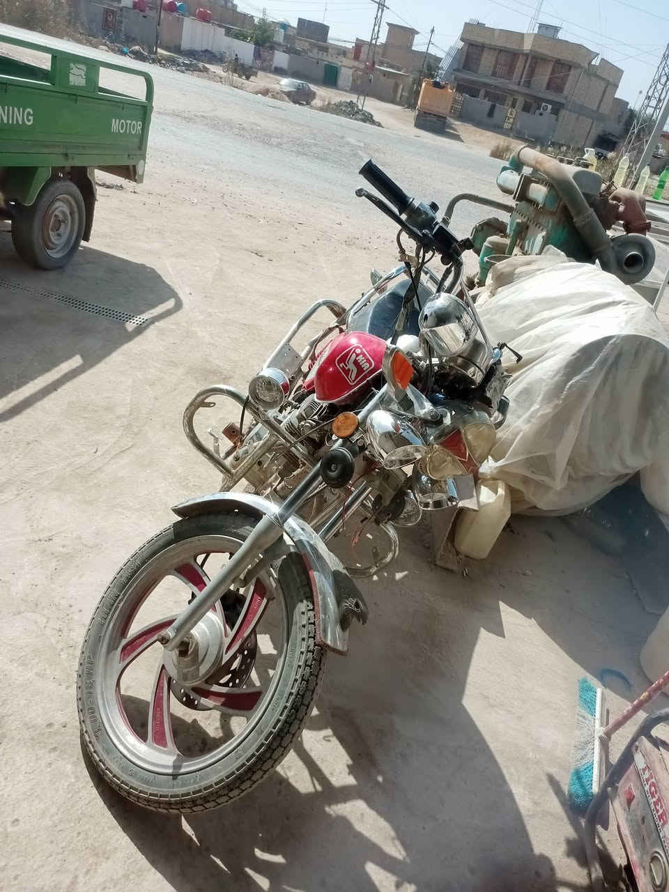 دراجه للبيع موديل 16مكفوله كفالة عامه اوراق اصولي كامله مكمله مكاني بابل القاسم سعرها 550وبيها مجال شراي يخابر ***********

