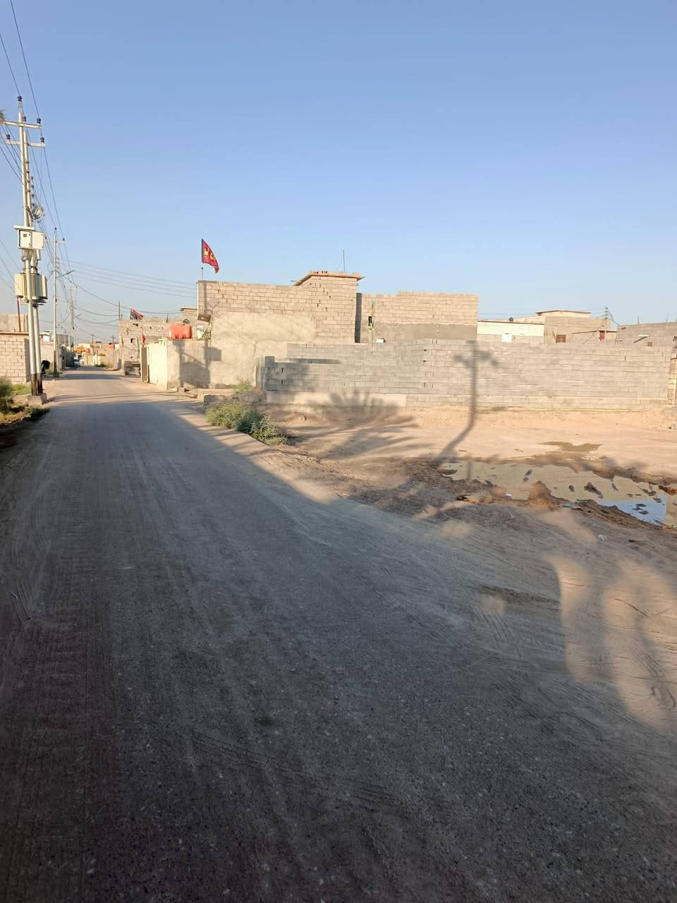 تحيه حب وحترام لكل المشاهدين الكرام🌹
***********
تتوفر قطع اراضي مساحات مختلفه
حسب طلب زبون 

سعر القطعه ٣٨ وبيهه مجال

شارع 9 م تبليط

وشارع 8 م سبيس

تخدم الجناي ولي عله باب الله قطع متوجهات وموقعهن كلش مرتب

خدمات متوفره مدارس قريبه
كهرباء + ماء + مجاري

نوع العقار طابو ملك صرف زراعي المالك عراقي سند 25

العنوان أبي الخصيب ابوكوصره قرب سايدين الخارجي موقع راقي

للاستفسار تواصل على***********
