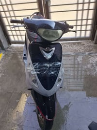 دراجة للبيع ماكس منغولي شغالة فول سلف وهندر السعر 450 وبيها مجال بسيط ...