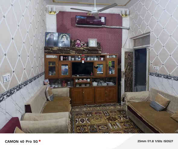 بيت طابو صرف مساحة ١٥٠ طابقين ناحية الفضليه قريب عله شارع ٤٠ الجديد بناء طابوك سقف عكاده غرف ٥ صاله عدد ٢ مطبخ ديوانيه صحيات حديقة خدمات ماء كهرباء شارع مجاري شارع تبليط سعر ١١٥ وبي مجال قليل وتصال عله رقم *********** وتصال عله واتساب
