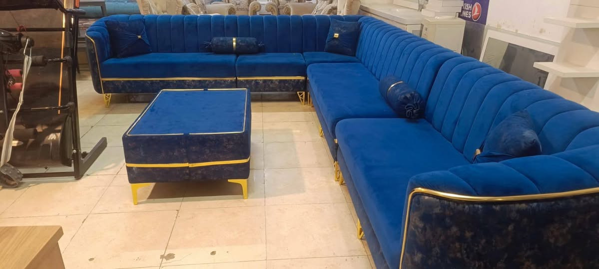 حرفLی10نەفەری بەرادانە و مێزەکەشی لەگەلە زۆر پاکە.***********هەولێر 5عەسارۆک نزیک مەلەوانگای ئاریان جادەی کۆرنیش أربيل, العراق
