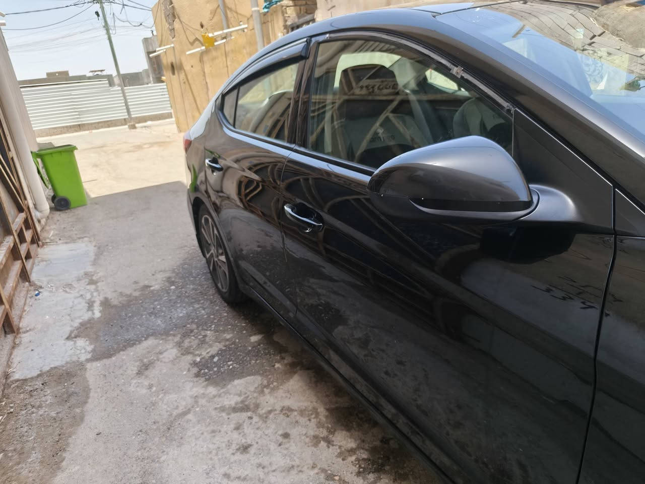 الانترا موديل 2018 محرك 2000 دوش وارد امريكي 
مواصفات فول فول 
تبريد ثلج❄
فتحة في السقف
كشنات تدفئة وتبريد
تحكمات بل سكان
كير ومكينة كفالة تخم تاير جديد
المكان _البصرة ابو الخصيب 
للاستفسار _ الرقم ***********
