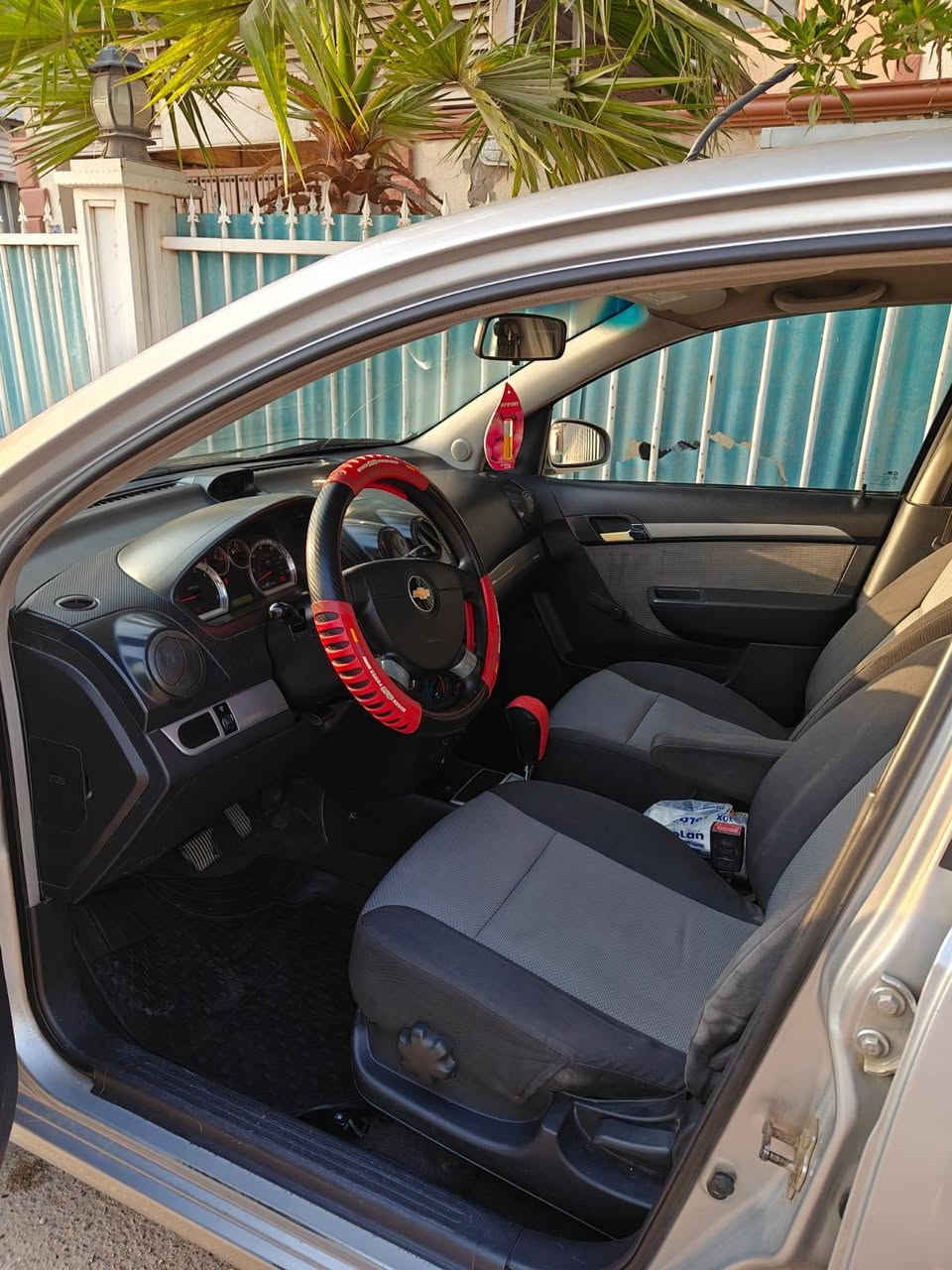 افيو هاج باك سياره شبابيه نسائيه حلوه موديل 2009 مكينه كير خير من الله محرك 1600 تدفئه تبريد😶‍🌫️  سنتر لوك  هزه جديده والسنويه 2030 السياره بأسمي رقم الجديد الدولي. رقم ديالى مشروع وطني السعر.54 ورقه وبيها مجال لطيبين مكاني بغداد الاتصال ع الرقم*********** .بي واتساب
