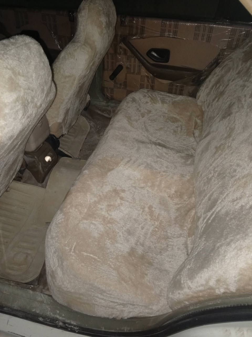 السلام عليكم 
بيجو 405 رقم ذي قار 
موجودة بل نجف الاشرف 
السيارة جاهزة شرط المداورة
السعر  43 والشراي بي خير ويدلل 
***********
موديل 2010
