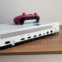 اكس بوكس ون اس ٥٠٠جيجا • اشتراك Game Pass ٣ أشهر • جوستك سيريس أصلي