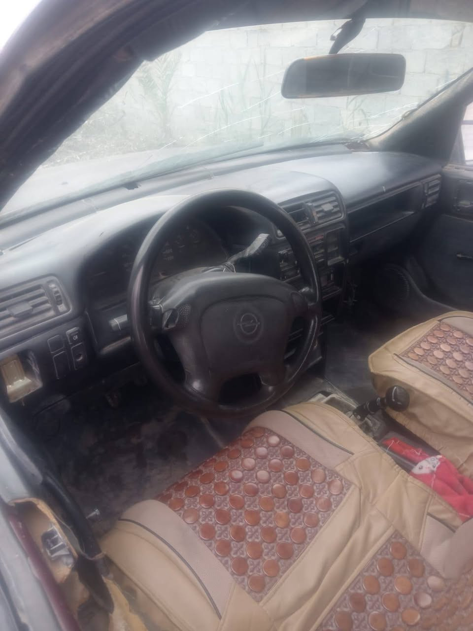 الاتصال ***********
عنواني ديالى بعقوبه ناحية العباره 
اوبل فكترااا موديل 1990
السعر 17
