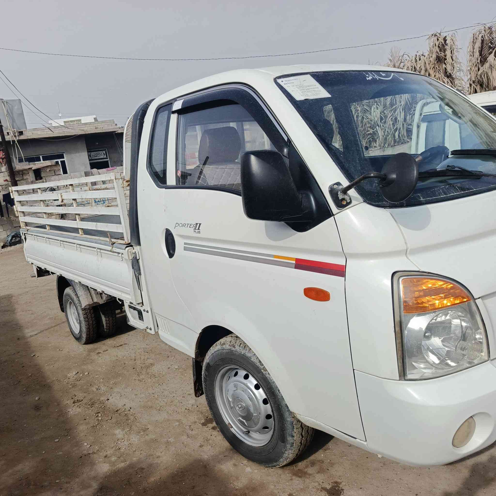 السلام عليكم كيا بورتر مديل8 مفتوح كفاله عامة محرك كير شاصي رقم صلاح الدين تحويل ثاني يوم  بيها تصليحات الدواسات السعر 95وبيها مجال مكان السيارة سامراء. للتواصل  ***********
