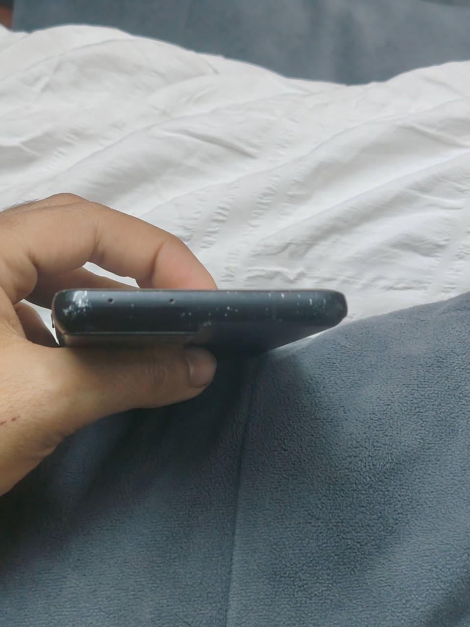 السلام عليكم
الترا ٢١
ضرره شاشه  مرات تصير صفره ومرات ترجع طبيعي ابيع ضرره شاشه
قيم واخذ مكاني شعله


**إذا كنت صاحب هذا الإعلان وتريد حذفه لأي سبب، رجاءا أرسل رسالة إلى الدعم الفني**