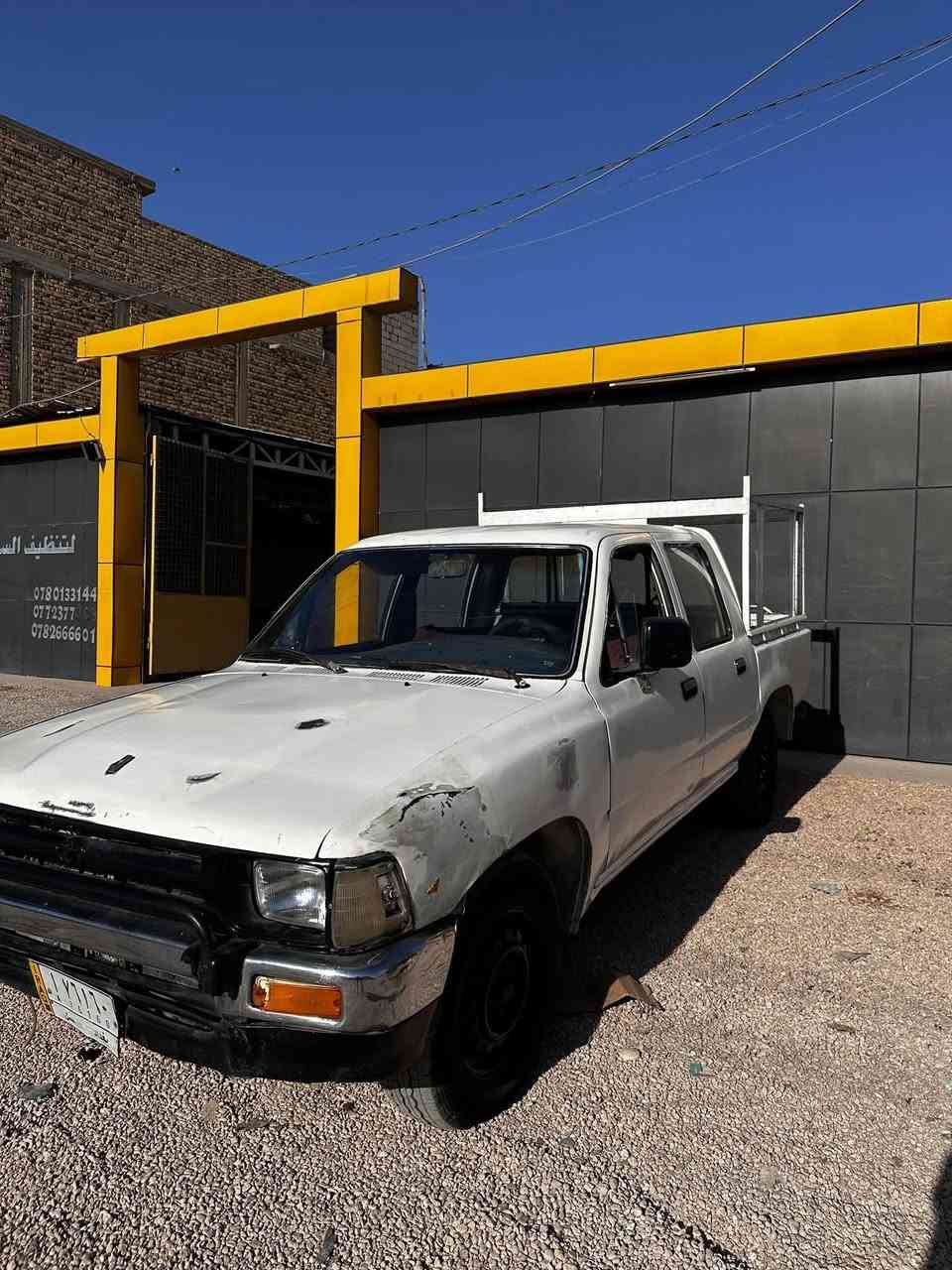 للبيع بيكم تيوته محرك كير شد جديد صبغ حداديه باتري تبريد كله جديد جاهزه السياره ما نقصها شي سنويه بسمنه لحد 27  كهربايات كلها شغاله عدا الزركات  موديل 89  مكان بابل حله للستفسار ***********. السعر 50
