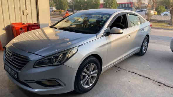 السلام عليكم سوناتا موديل 2017 بسمي عارضها 135 وبيه مجال صدر امامي خلفي جديد تخم تاير جديد هسه شاده ياباني كامره وحساس وشاشه جبيره و السونار موجود وصور الحادث موجوده مكان السياره الدوره قرب جامعة دجله ‏‪***********‬‏
