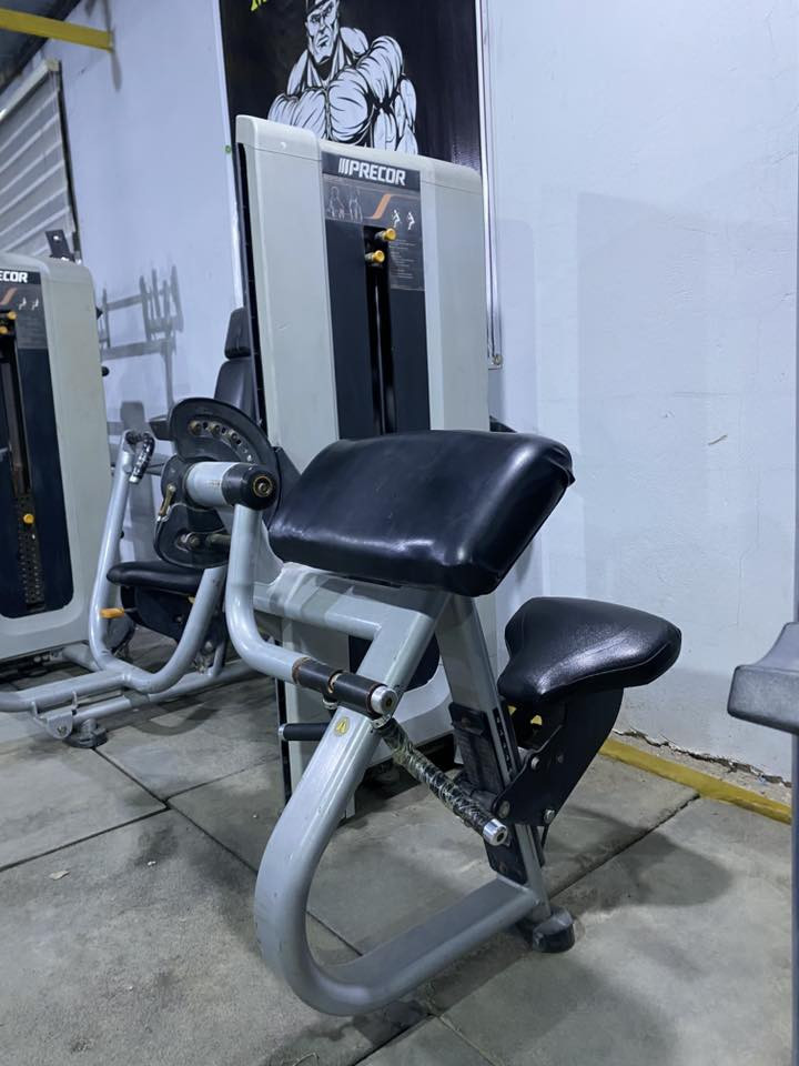 متوفرة قاعة للبيع تحتوي ع 10  قطع بريكور الحديث ورباعي لايفتنس ورشاقه لافتنس   وبوابة وسيتين دمبلصات قاعه كامله ماناقصه شي راسلني واتس وحولك التفاصيل ***********📲
