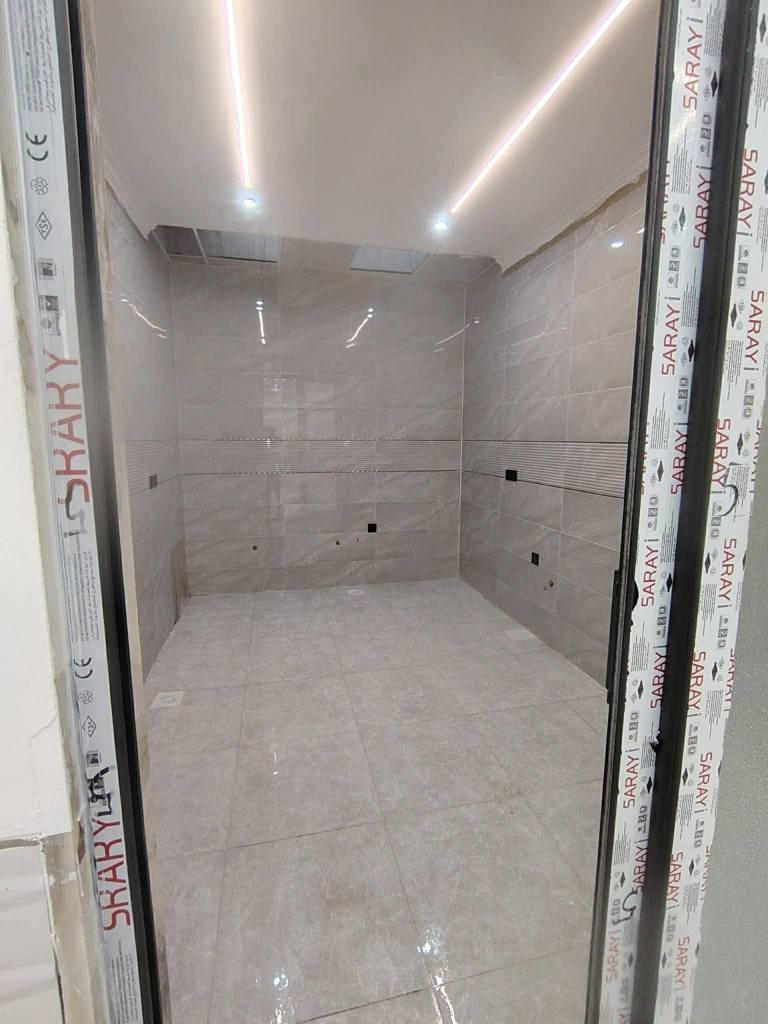 سلام عليكم
دارلبيع ١٥٠متر فول مواصفات سقف مغربي فول كاشي كركوك دروازة على طريق سليمانيه فرع أسواق كوباني موبايل

***********اسياكورك***********البيت جديد صفرمامسكون بيه البيت بيه غرفتين نوم استقبال مطبخ صحيات كراجي مطبخ حار هول قريب على مدرسة جامع

سلام عليكم ل كركوك, العراق
