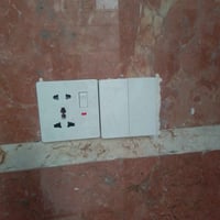 لتأسيس وصيانة جميع الاعمال الكهربائية و الصحية  للمنازل والمباني التجا...