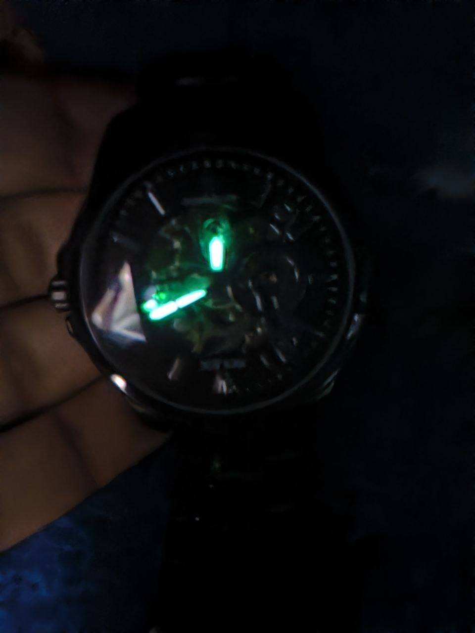 ساعة وارد اوربي
ساعة تحفة فنية
مكينة اوتماتيك نصب وتكويك
ميناء سكلتون مميزة 
اميال لامينوس 
زجاج معدني ضد الخدش 
وسير مصنوع من ستانلس ستيل 
الساعة مقاومة الماء والغبار 
الساعة مختمه من كل مكان

السعر :- 25 الف ع اول تم 
للحجز والاستفسار يرجى الاعتماد خاص


**إذا كنت صاحب هذا الإعلان وتريد حذفه لأي سبب، رجاءا أرسل رسالة إلى الدعم الفني**