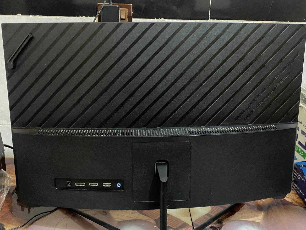 🔥 للبيع 🔥
Xbox Series S نظيف جداً

✅ موجود الكارتون الأصلي
✅ ويا كل الملحقات (جويستك + وايرات كاملة)
✅ مابي أي مشكلة أو عطل
✅ استخدام مرتب وخفيف

🎮 ويا شاشة FANTECH Chimera GM241AC Gaming Monitor
✨ 144Hz
✨ FHD 1080p
✨ 1ms Response Time
✨ Curved 1500R
السعر 500الف


**إذا كنت صاحب هذا الإعلان وتريد حذفه لأي سبب، رجاءا أرسل رسالة إلى الدعم الفني**