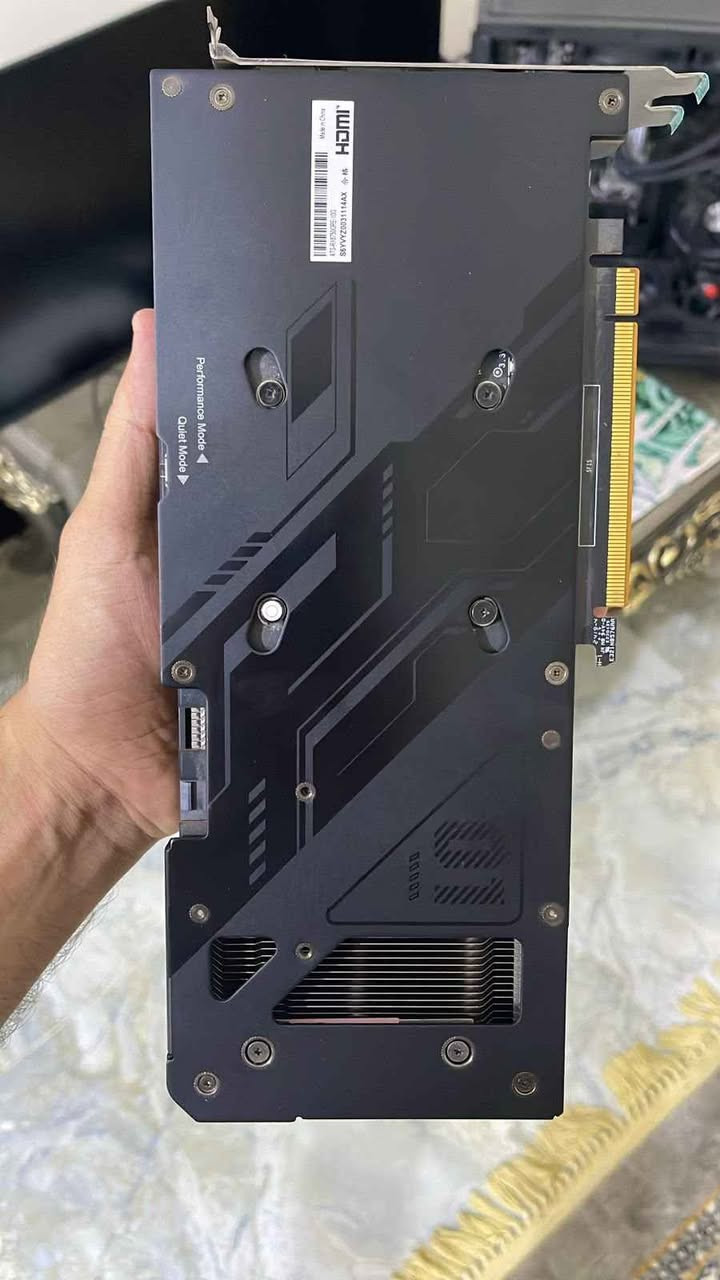 السلام عليكم عندي تجميعة مستعملة 
i5 10400F 
AMD RADEON 6750 GRE 10GB ASUS
Ram 16GB 2x8 3200 DDR4
SSD 256GB - 1T HDD
Power supply  500W
تجميعة مرتبة و نظيفة سعرهة 850 الف  
و عندي وياهة شاشة full hd 27 144 HZ رايدهة ب 150 قفل
وكيبورد redragon k617 وايرلس مصار اسبوعين من ماخذه سعره 50 الف قفل 
وماوس razer deathadder احسبه ببلاش ويه لتجميعه ووياها يو بي اس 1200va 
وسماعه hyper x cloud 3 سعرهة ٩٠ قفل ماخذهة قبل اسبوعين ويه الكيبورد صارت عليه ب ١٤٠ جديده بعدهة 
يعني من الاخير تجميعه جاهزة تجي تشد وتلعب بدون اي نقص ونضيفه جدا تجي تفحصهة براحتك وتاخذهة سعرهة كلهة هيه والاكسسوارات ب مليون وخمسين الف قفل *********** المكان الاعظمية شارع الضباط بغداد, العراق
