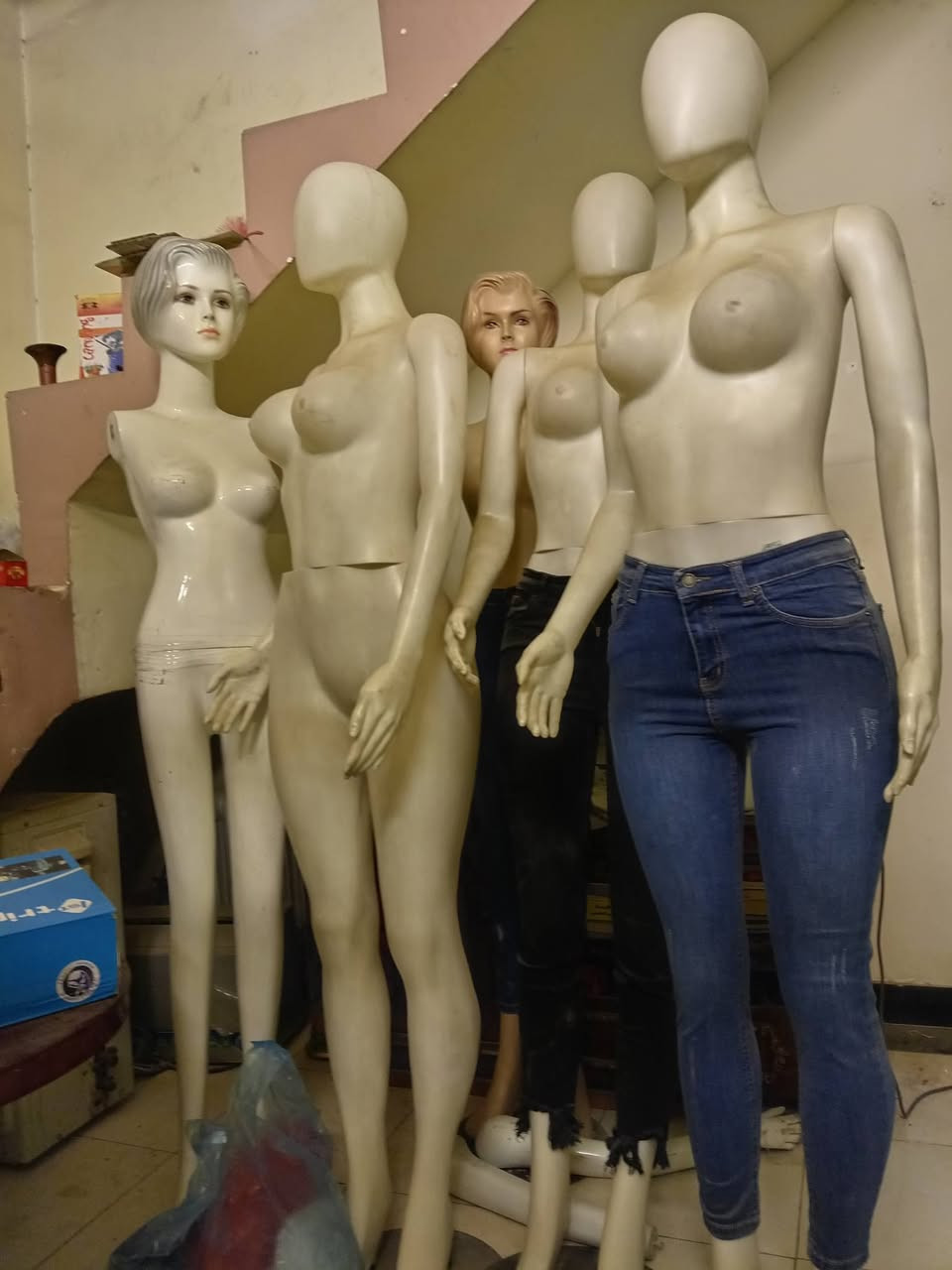 ملكانات للبيع
ملكانات ضخمه عدد ٣
ملكانات ناعمه عدد٨
مكاني الكرخ اليرموك
***********
