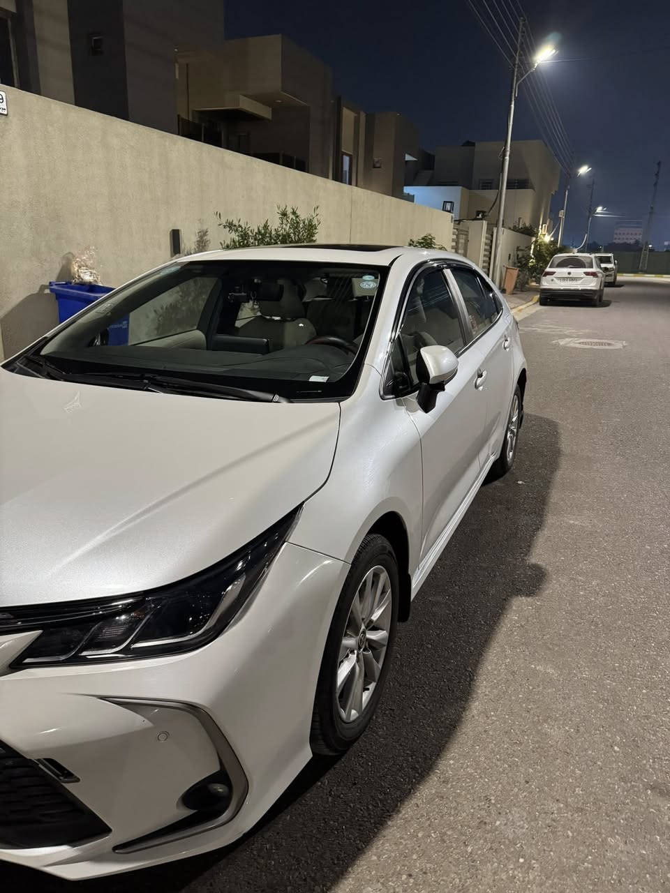 كورلا ساز 2023
كورلا ساز 2023

السلام عليكم

كورلا ساز 2023 مواصفات ساز

ماشية حاليا 39 الف 

السيارة نظيفة جدا كاملة بدون نقوصات

بيها طخة بالدعامية الامامية ينرادلها اعادة صبغ ع كد 4 اصابع

وطخة خفيفة بالباب الي خلف السايق

السعر 18000$ بيها مجال بسيط جدا

العنوان بغداد الشعب 

الرقم 

***********

متواجد واتس اب
