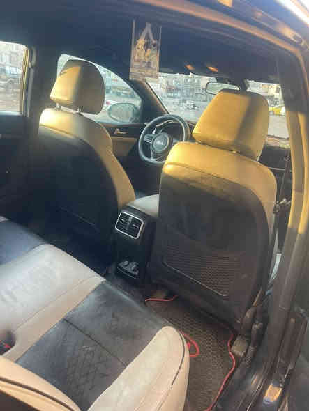 سلام عليكم  
كيا سبورتج للبيع موديل 2018
 وارد امريكي فول ماعدا البنراما
حادثها جاملغ وبنيد فقط 
مكينه 2400 
ماشيه 72
بصمة تشغيل وبصمة وابواب 
كشن جلد كهربائي تدفئة وتبريد 
الداخل نظيف

السعر ( 162)
*********** ابو ملاك
