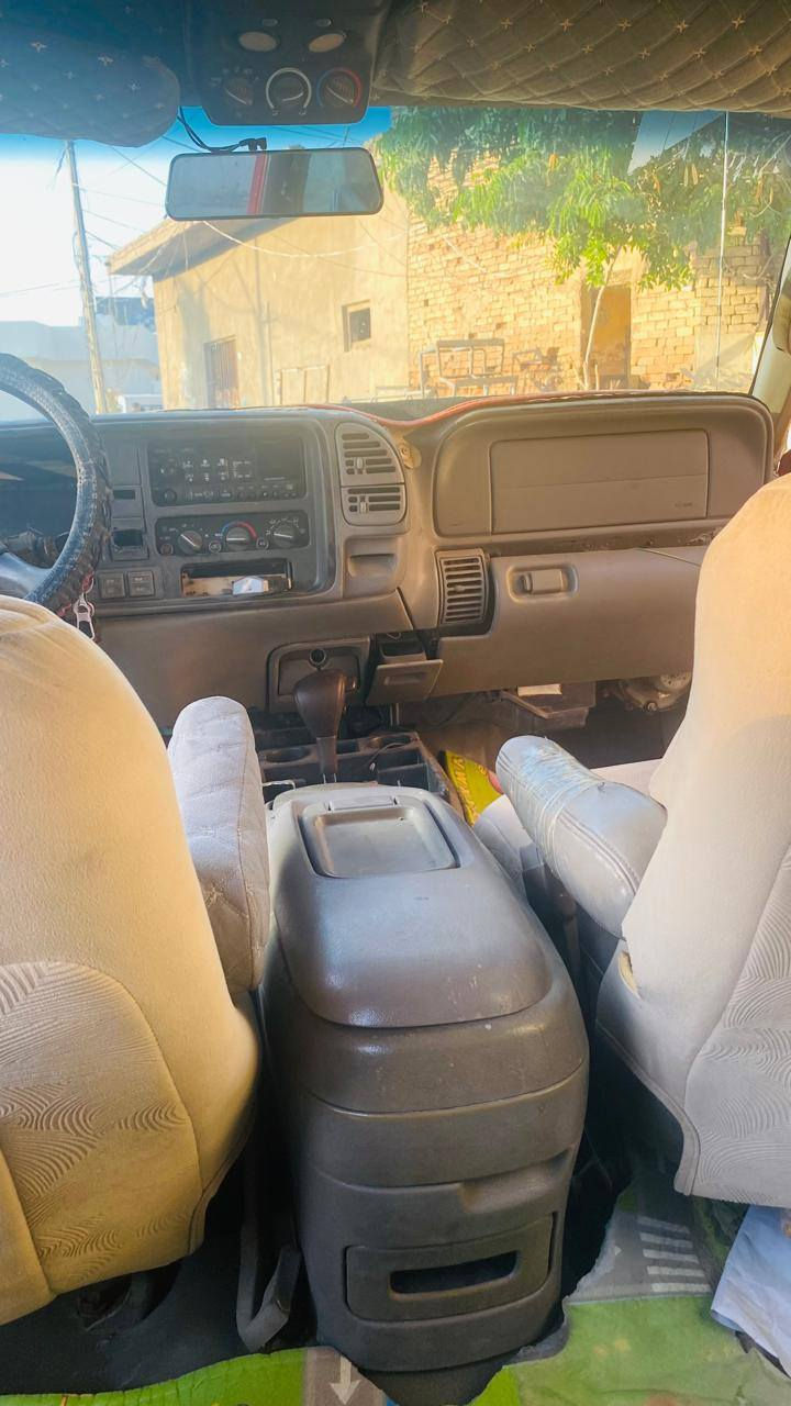 جمسي سوبر بان (بهبان) موديل١٩٩٩
كير ومكينة بطة ٣٠٠٠ 
تانكي٢٣٠ لتر
الداخل شوفت عينك
مكفولة من الضربة والكص والسرقة 
رقم صلاح الدين
باسمي تحويل مباشر 
سنوية مجددة خصوصي الى ٢٠٣٠
السعر ٤٥ بي مجال
***********
