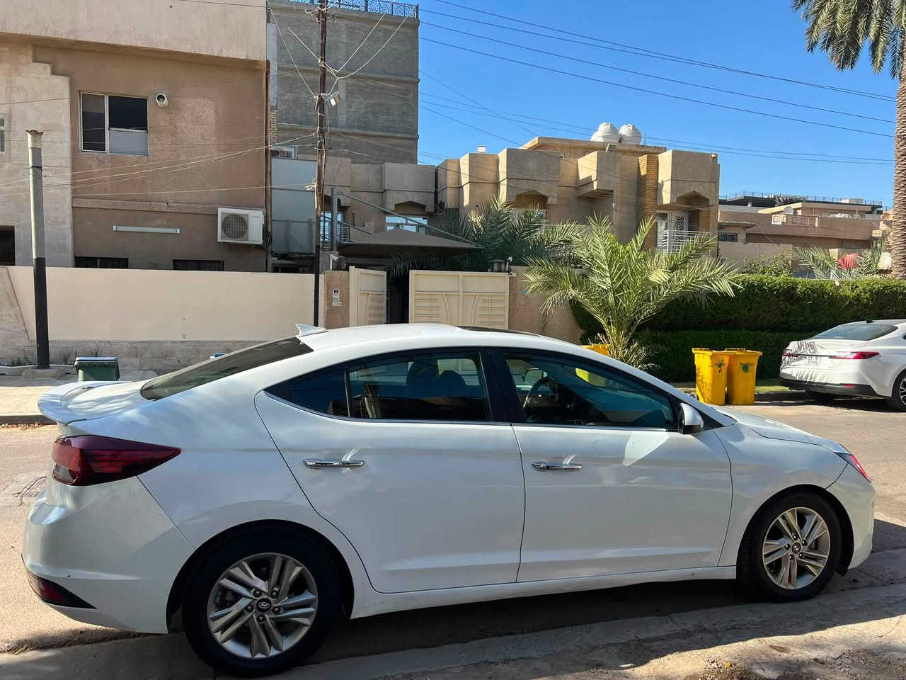 Hyundai Elantra
وارد أمريكي 🇺🇸

موديل2020

ماشية 60 الف ميل

رقم بغداد

فول مواصفات

كير AT المرغوب

محرك 2000 دوش

فتحة سقف

تدفئة كشنات

كامرة خلفية

بصمة

نظام بريك طوارئ

البكلايت ليد

ثلاث وضعيات قيادة

تشغيل عن بعد

حادث قبق جنطة ، سونار موجود بالصور

مكان سيارة بغداد / العدل

للتواصل:

***********
