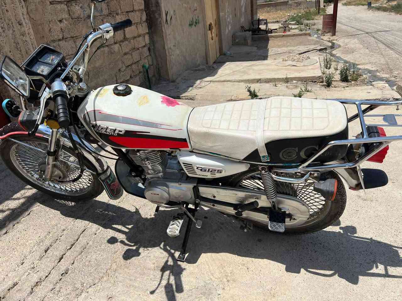 ماطور تايكر للبيع ماطور كلو شغال موديل 2019
 ماطور حيل نضيف منفيس موجود سعر 500 بي مجال 
خاص منفتوح
واتساب ***********
