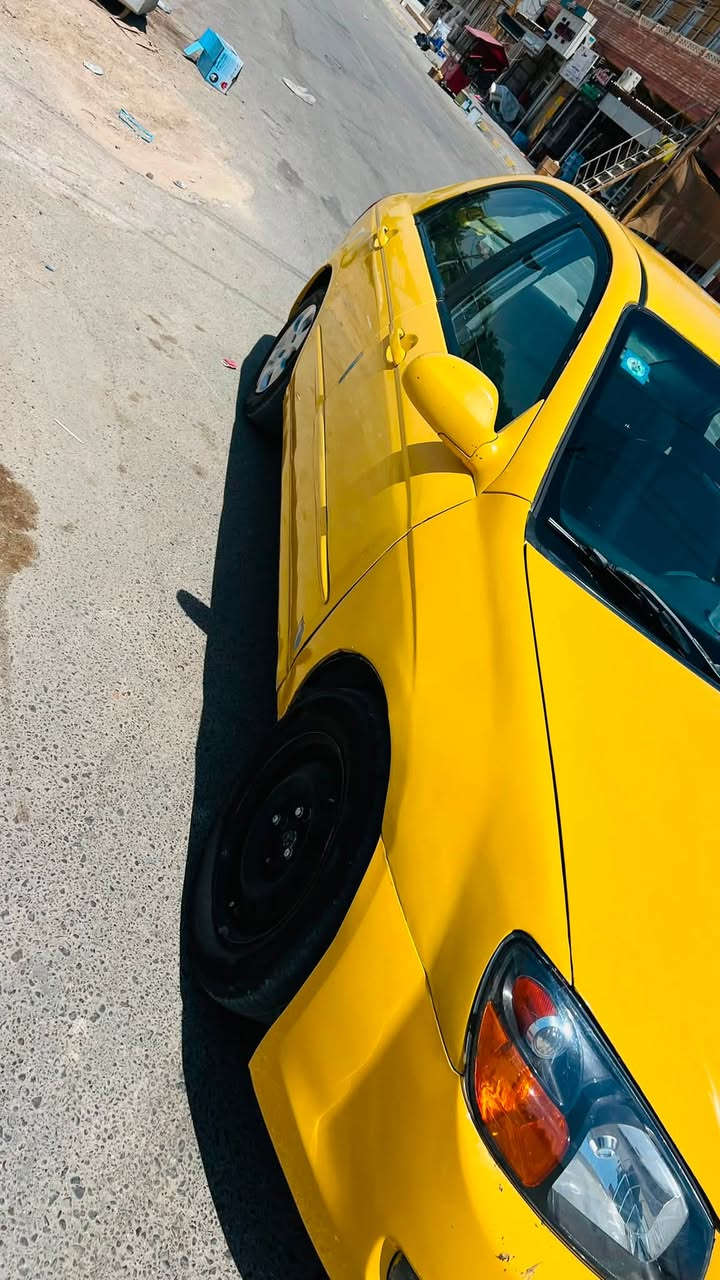السلام عليكم متاح سبكترا ٢٠٠٩للبيع سياره جاهزه وكامله ضرر جامرلغ وبنيد سعر ٧٢وبيهه مجال …مكانه ديالى كنعان لاستفسار الاتصال على ***********

