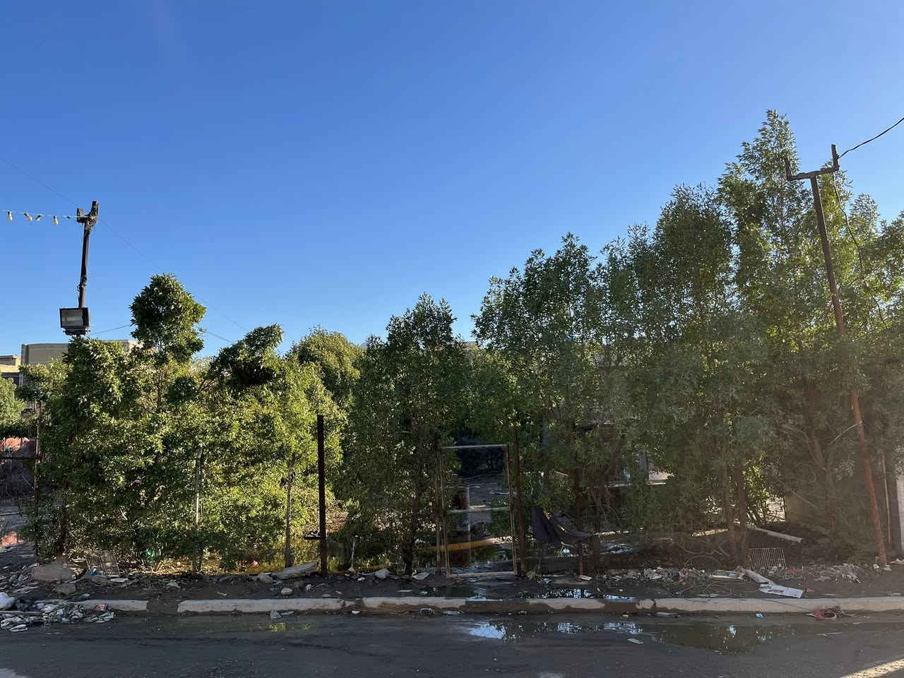 للبيع فرن صمون
🔹 المساحة: 100 متر (10 × 10) مربع
🔹 يقابله أرض فارغة يمكن الاستفادة منها والتوسعة
🔹 الموقع: الشعب – الجمعيات – نهاية شارع 15
🔹السعر 150 مليون و قابل للتفاوض 
📞 للتواصل والاستفسار مع صاحب الفرن:
***********
