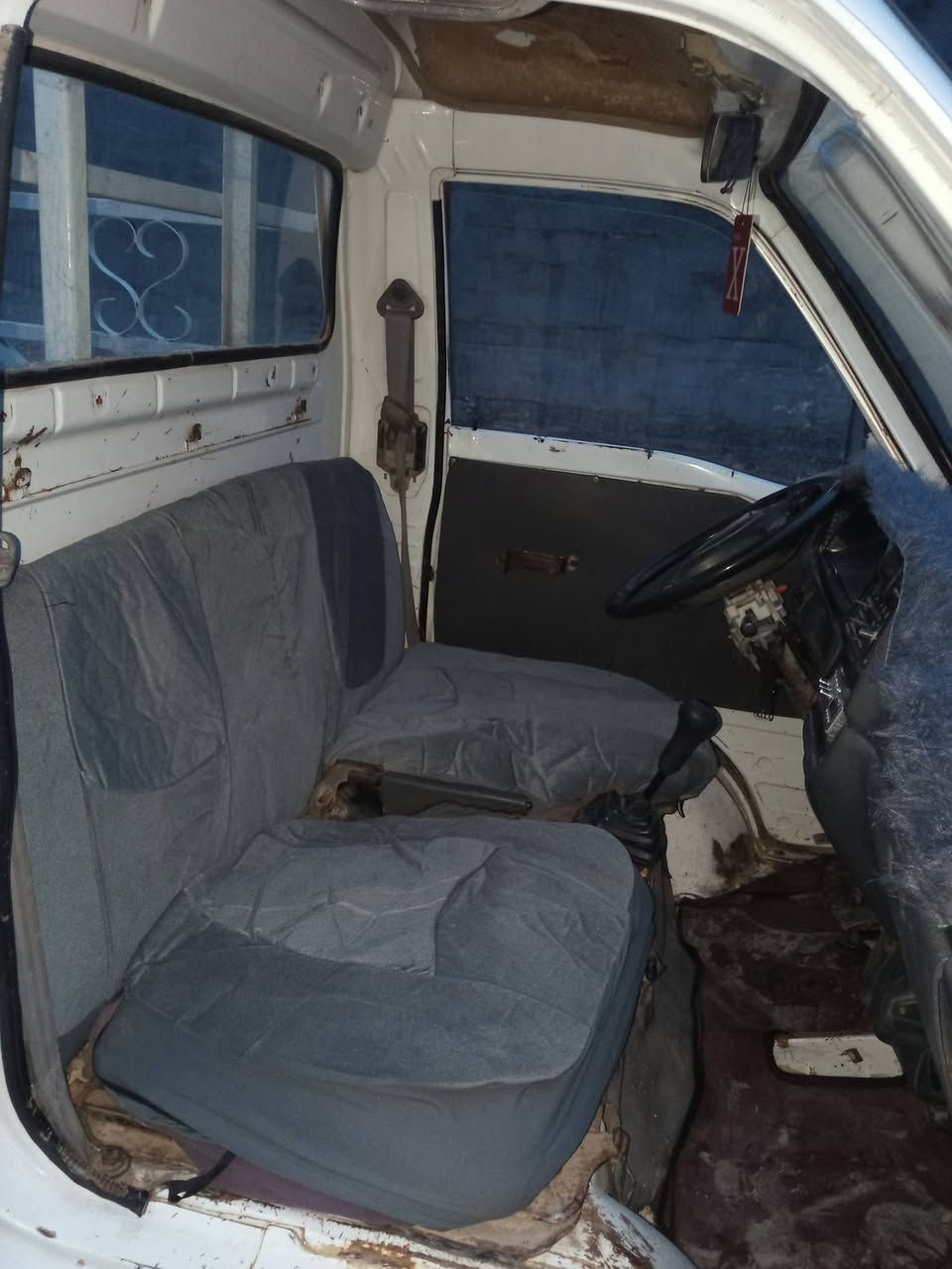 فاو 2007 جاهزه
كير اكسل شرط
شاصي بلادي محرك بدايه صرف 
 السعر 13وبيها مجال
.  اتصل وتدلل مكاني صلاح الدين سامراء
***********
