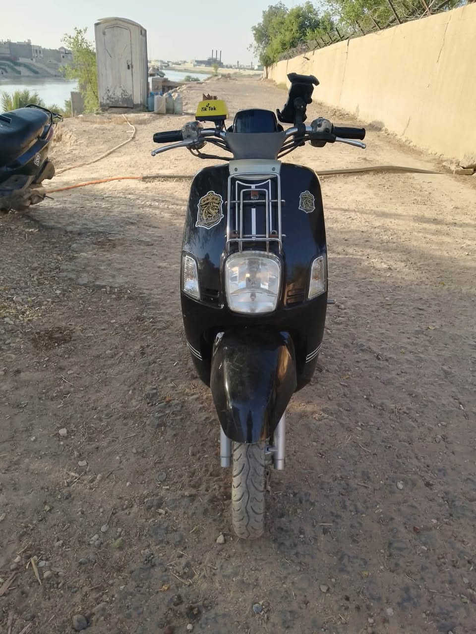 دراجه بوليس للبيع محرك مكفول كهربائيات كلها شغاله دراجه حلوه ونضيفه بشوفت عينك سعر650 مكان زعفرانيه رقم***********
