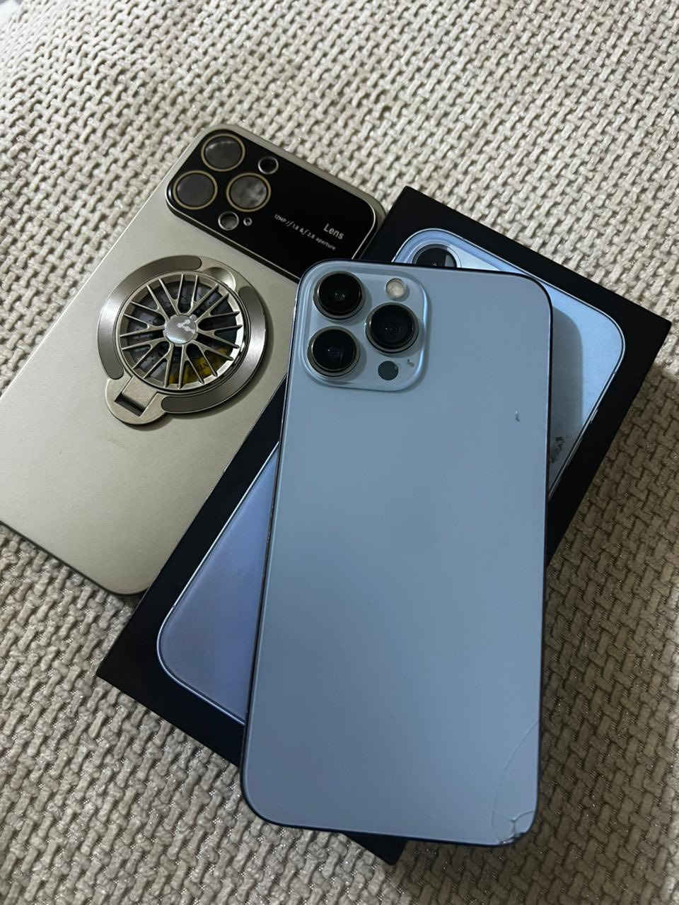 iPhone 13 Pro Max
256GB
البطاريه ٩٨٪؜
فيس ايدي شغال وكلشي شغال بل جهاز وما داخل صيانه افحص وين ما يعجبك مبدل بس بطاريه اصليه عند الوكاله
السعر 750 مكاني بغداد


**إذا كنت صاحب هذا الإعلان وتريد حذفه لأي سبب، رجاءا أرسل رسالة إلى الدعم الفني**