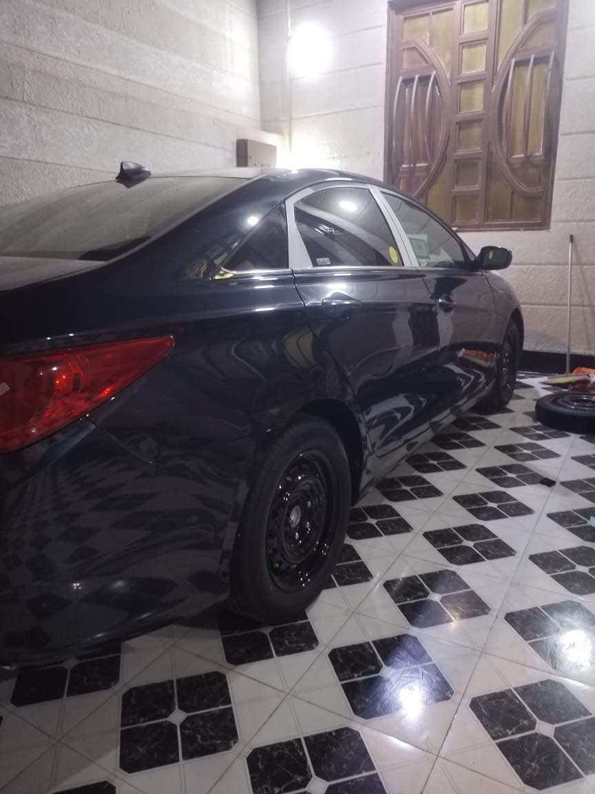 سونتا 2011لون نيلي سنويه ما منتهيه تبريد تدفه رقم ذي قار راعيه بالمجمعيات يريد تحويل مكينه ٢٤٠٠جي دي اي لا تنقص ولا تبخرسياره كير عادي اصل ٦نمر حداده ١٠٠ب١٠٠وره وكدام طخم تاير بالكارتون كهربيات كلوب ماكو نقص دواخل جديده اسود ورصاصي كشنات مخمل سياره كفاله بس بند مبدل فقط وحداثه من امريكا العرضانيه ما دعاميه كدام وضاله ما مبدله سياره جاهزه على حبايه ونص وسعر 100وبيه مجال وهاذ رقمي *********** موديل ١١ ابو الخصيب, البصرة
