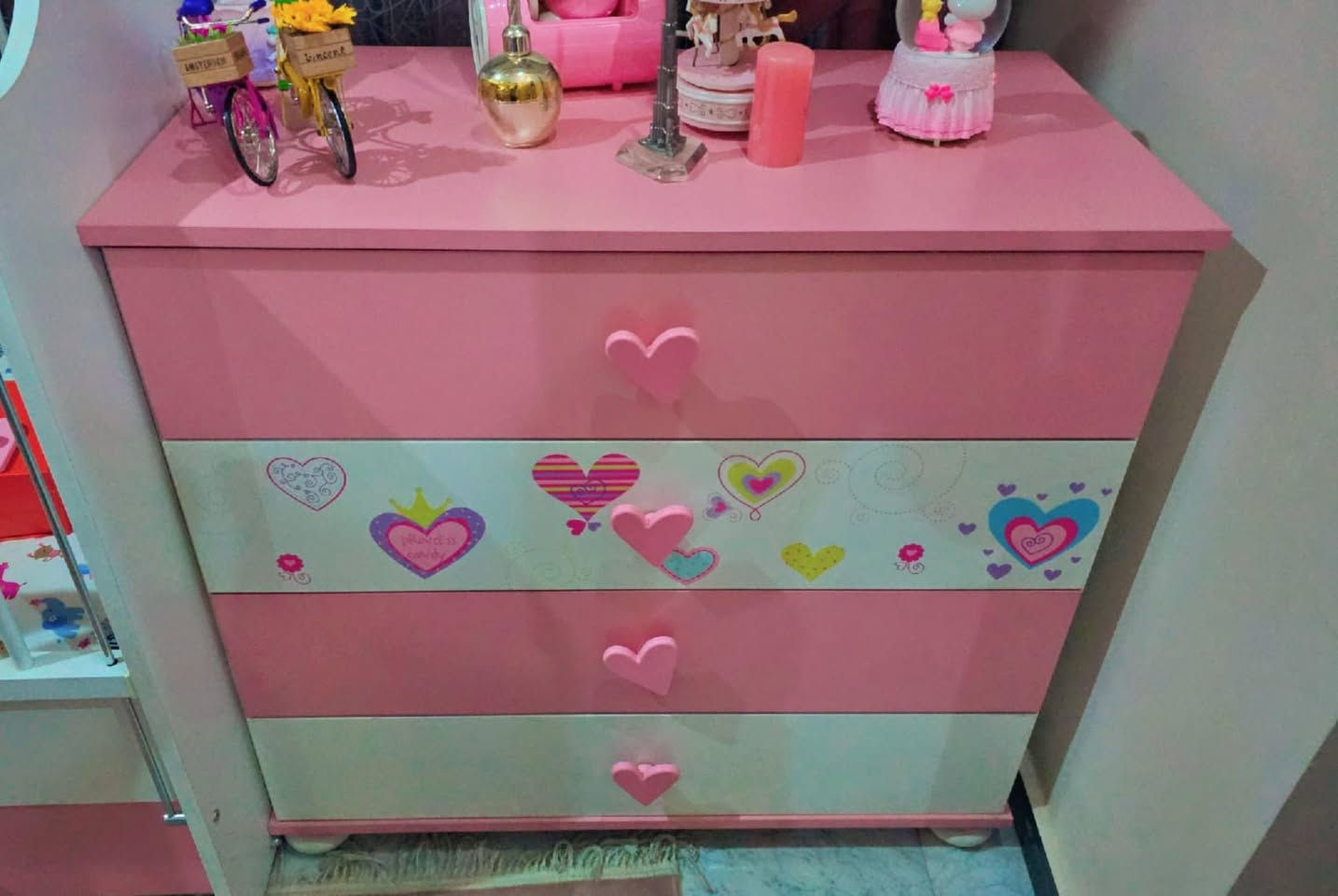 غرفة نوم طفل مع كنتور خشب عدد 2 علما ابعاد الكنتور الاول العرض=3,10 م والارتفاع=2م  والعمق 70 سم 

الكنتور الثاني العرض=2,5 م الارتفاع=1.8 العمق =70 سم

السعر على خاص 

ملاحظة: النقل والشد على المشتري


**إذا كنت صاحب هذا الإعلان وتريد حذفه لأي سبب، رجاءا أرسل رسالة إلى الدعم الفني**