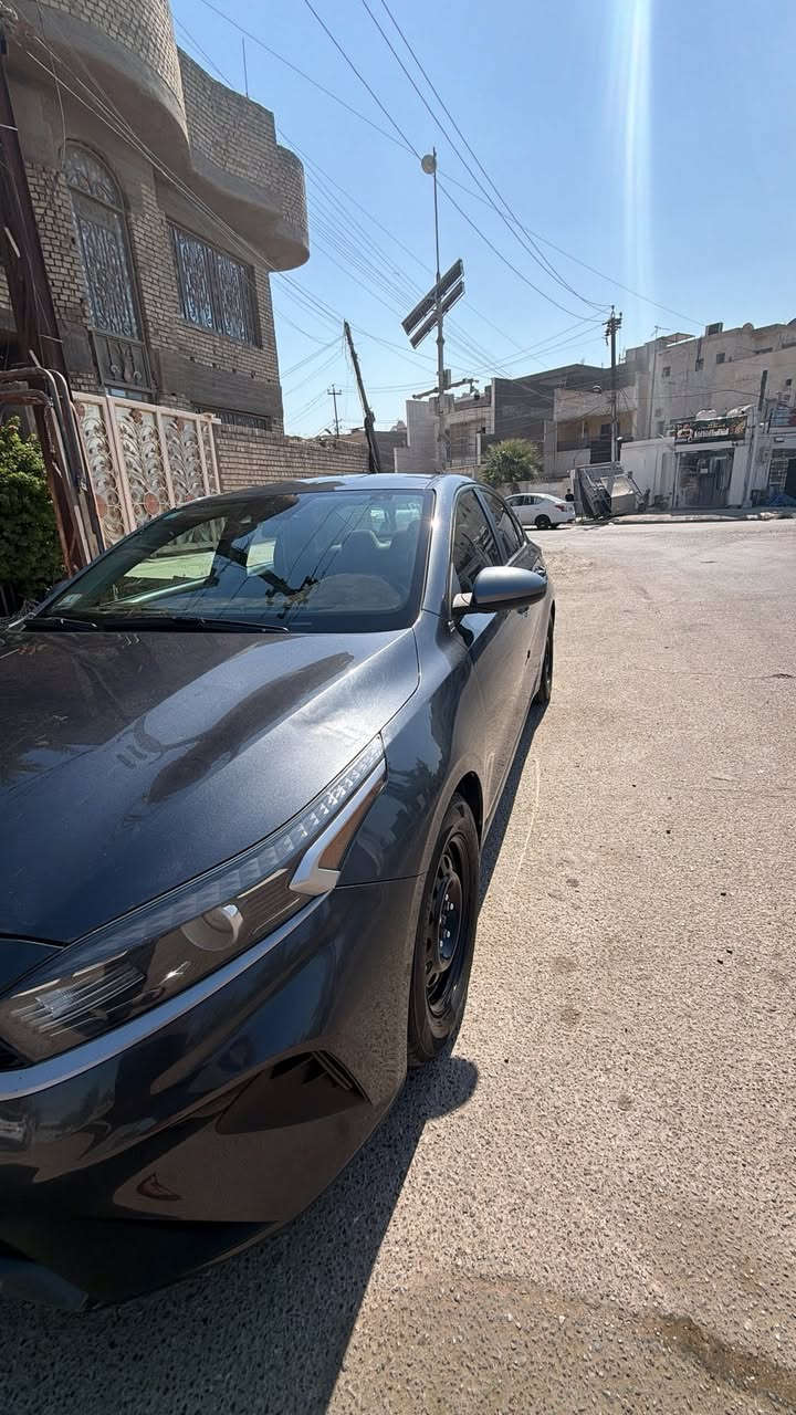 سلام عليكم فورتي 2023 امريكي للبيع
السيارة نص فول تحكمات وشاشة جبيرة ورادار أمامي

السيارة لا بيهة تبديل ولا صبغ ع سونار  فقط بارد بسيط صور الحادث موجودة 

السيارة مغلفة الارضية مالتهة داخلية ومناقصهة شي

ماشية 67 الف 

العنوان/ بغداد الجديدة / ***********
