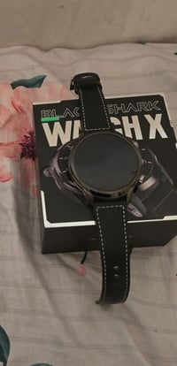 ساعة • بلاك شارك • سمارت واتش