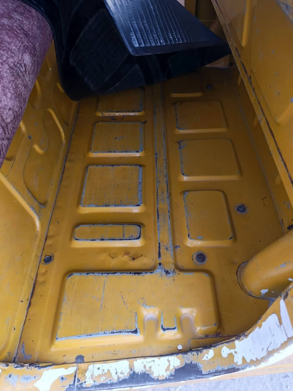 سلام عليكم تكتك موديل ١٨شهر 3 تكتك خير من الله كبل لشارع كل نقص مابيه كبل لشارع تكتك منطول لطول شغاله بيه فقط دخانه شويه تكتك جهزه مو جهزه بيه بدي مال ٢٠بيه محرك مال ٢٠تكتك جديده بمعنى الكلمه مكاني بغداد مدينت صدر الحميديه -أوراقه كامله سعره3350او بيه مجال حك جيه ***********
