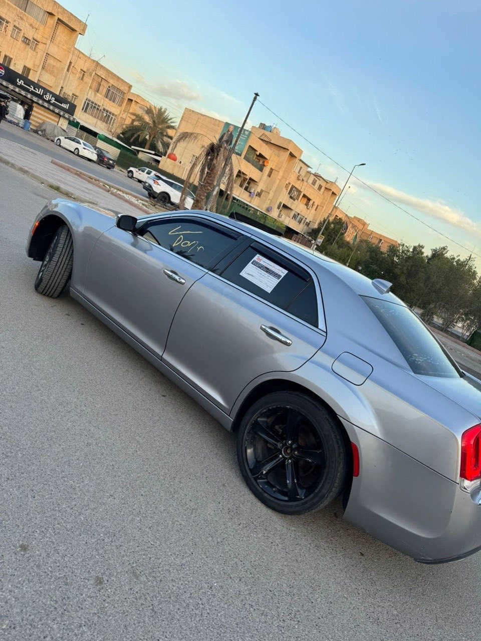 كرايسلر اوباما 2016
فئة C فول للاخير

فول مواصفات للاخير
بانوراما
بردة خلفيه 
كشنات جلد
كشنات خزن
تدفئه كشنات وتبريد
رادارات مري
ورادار جانبي وخلفي
حساسات خلفيه 
وحساسات امامية
دخول السياره بكتاب ضباط
السعر 205
موقع الشركة بغداد زيونه 
للاستفسار
*********** متوفر واتساب
