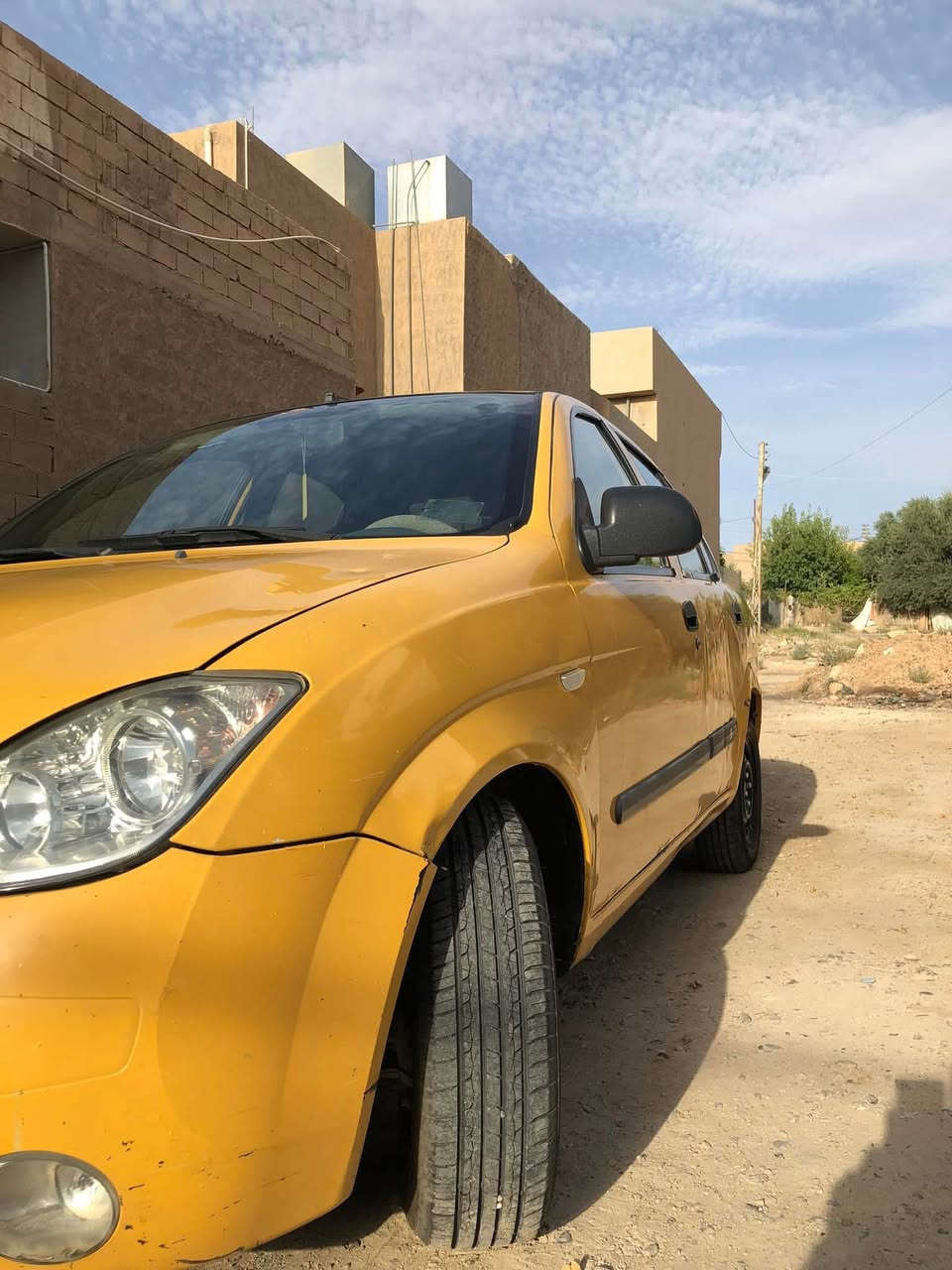 السلام عليكم
طيبة موديل 2016 للبيع 
ماشية 200 الف 
ضربتها موضحه بالصور وبيها معجون بالچاملغ الخلفي 
بنيد مبدل اصلي شركة
تبريد تدفئة شغال 
كهربائياتها كلهن شغالات 
السعر 36 وبيها مجال بسيط 
***********
