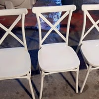 للبيع مكان بغداد الحرية 07728416858 العدد 100 سعره الواحد 8