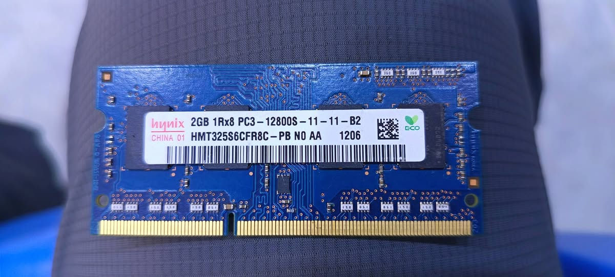رامات لابتوب DDR3 حجم 2GB للببع
القطع مفحوصة وشغالة، القطعة ب5الف.


**إذا كنت صاحب هذا الإعلان وتريد حذفه لأي سبب، رجاءا أرسل رسالة إلى الدعم الفني**