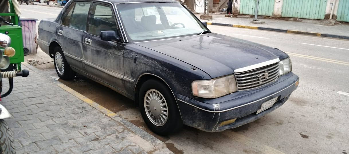 سلام عليكم كراون رنب موديل ٩٥ رقم نبار سنويه ٢٧ مكينه    وكيرنضيف ثنين ونص ففتي  ملحض متجايه  تحويل/***********/0772245580سعر 30قفل
