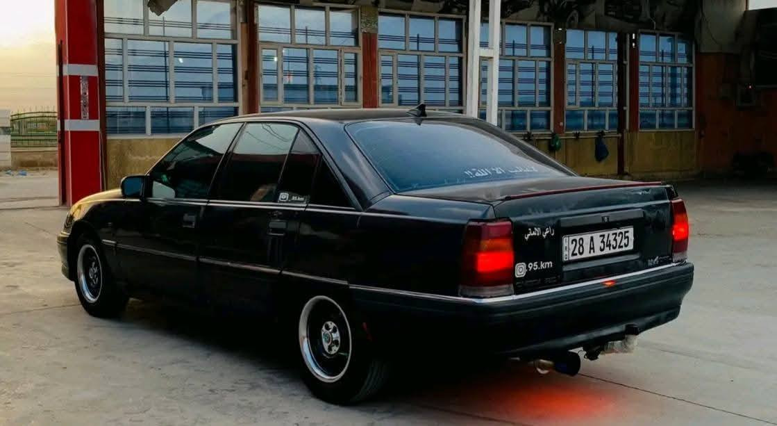 اوبل اوميكا موديل 1995
سياره ع بلاد لاصبغ ولا معجون ولا اي خياس غير موضحهن بل فيديو  مكينه كير حداديه 
رقم نكليزي  مشروع وطني اي محافضه تحول سنويتها ل30  يلا تصقط تخم تاير جديد ويل مع طوك جديد لدات داخليه  مع دشبول تخم برد سجه لبلاديات تفصال كامره اماميه خلفيه تسجيل حتى من تطفي سياره سنتر لك تقفيل تفتيح شادلها صالنصه رياضي مع طلقات برمجه ع عقل تقفلهن وترجع طبيعي صوت تتحكم بيه انته سياره مصروف عليها ومال جناي صارلها بل سنه عندي خير من لله ترايك للبصره 200 شرط وتهد ستيرن وسياره معروفه بلحله واكو شغلات بعد ماذكرتهن 
مكان السيارة بابل الحمزه الغربي السعر 35بيه مجال قليل.
للاستفسار ***********
