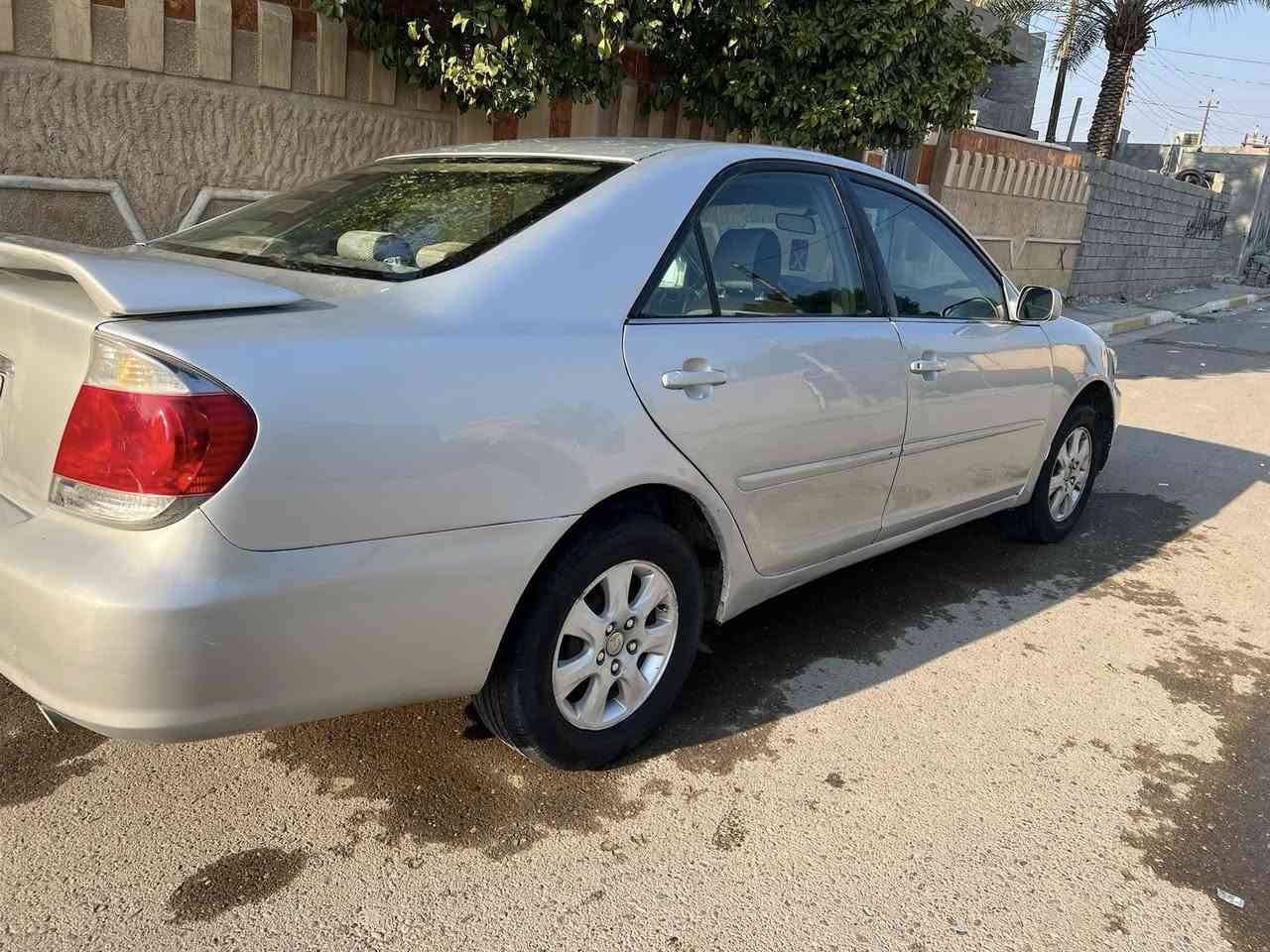 كامري ٢٠٠٦ للبيع امريكي 

سياره مصبوغه عام لجماليه لون سلفري 
 

تبريد ثلج+ تدفئه 
صدر جديد 
تخم تاير جديد
كير جديد 
محرك فول قطره تبخير مابيها 
سياره جاهزه من كلشي 
سياره سنويتها بأسمي
سعرها ٩٠ وبيها مجال 
للأستفسار اتصل على الرقم 
***********
***********
مكانها بغداد التاجي
