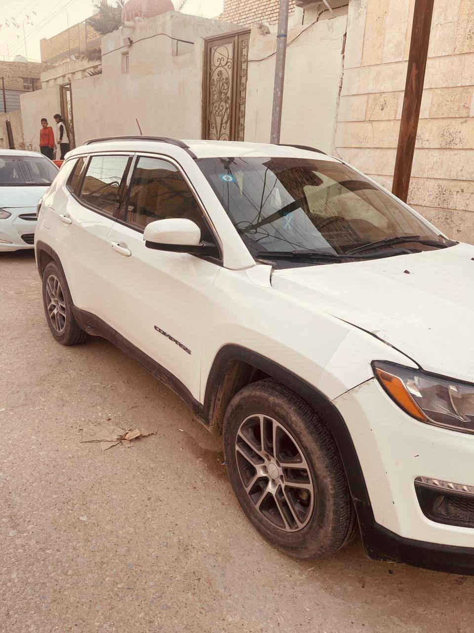 جيب كومباست وارد امريكي  موديل 18 اصل بيه ضربه بالمقدمه والباقي كفاله رقم ناصريه بسمي تحويل مباشر ماشيه  123mi السعر 123 وبيه مجال مكان السياره ناصريه
للاستفسار اكثر 
اتصل 
***********
